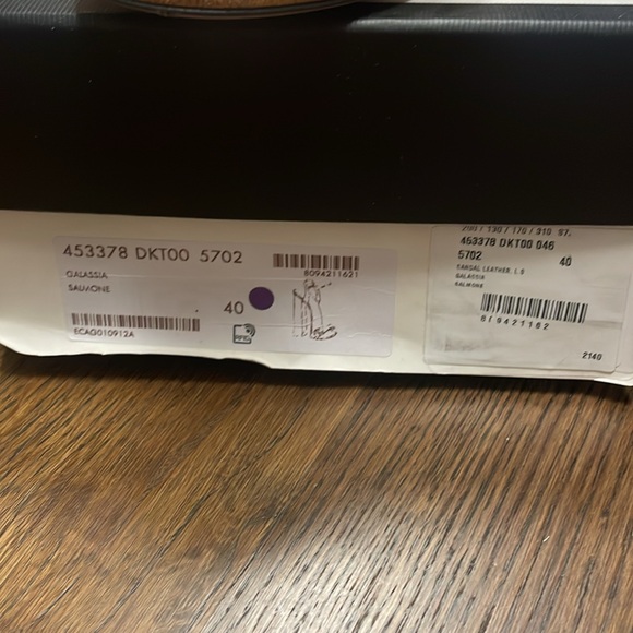 Gucci Marmont rose gold. Worn twice. Size 40. - Picture 6 of 6